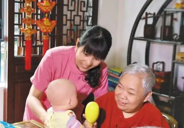 廣東省五一勞動獎章獲得者肖露：讓失智老人有尊嚴地生活